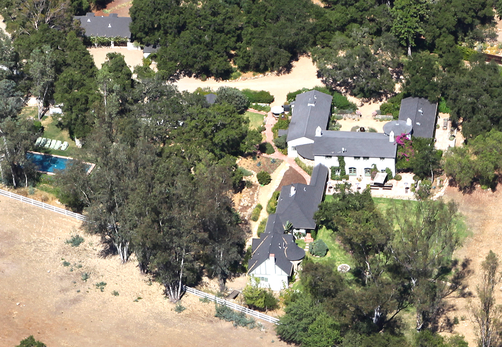 reese witherspoon sells ojai home at a loss reese witherspoon sells ojai home at a loss