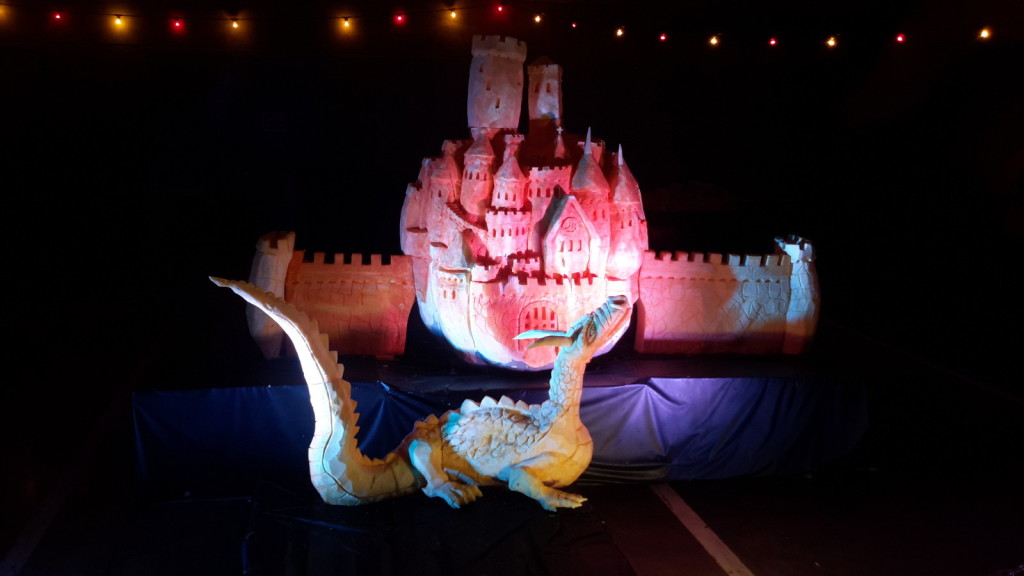 DRAGON AND CASTLE