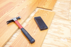 Installing laminate flooring