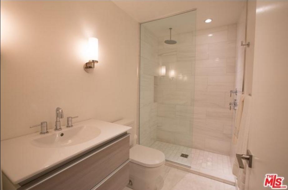 Kardashian bathroom