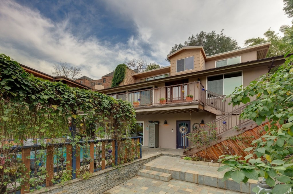 KeeganMichael Key Lists in Hip Los Feliz Zillow Porchlight