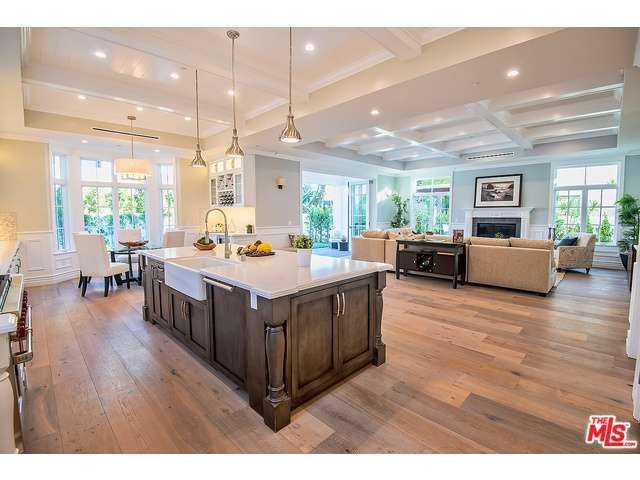 Rebel Wilson's kitchen