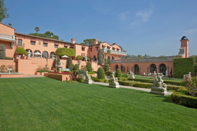 beverly house 115 mill 858620 10 Most Expensive Homes on the Market in the US