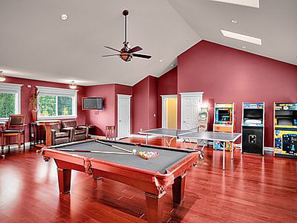 Boom! Richard Sherman Buys Seattlearea Home from Jamal Boom! Richard Sherman Buys Seattlearea Home from Jamal