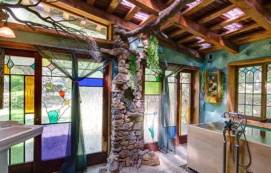 Honda Of Laurel >> Nothing Splashy: Daryl Hannah's Malibu Retreat for Sale ... Honda Of Laurel >> Nothing Splashy: Daryl Hannah's Malibu Retreat for Sale ...