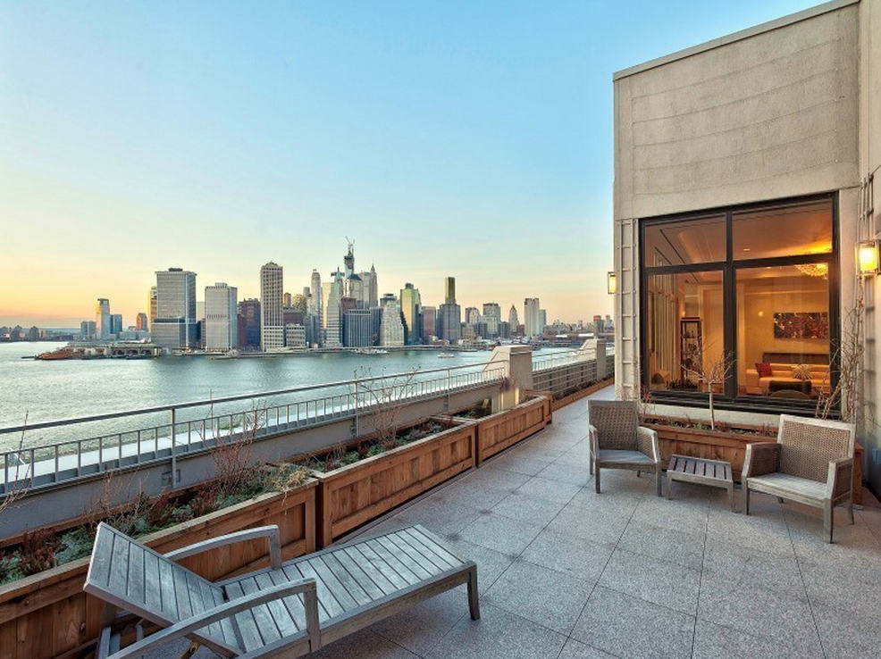 One Brooklyn Bridge Park penthouse -- yours for $32M